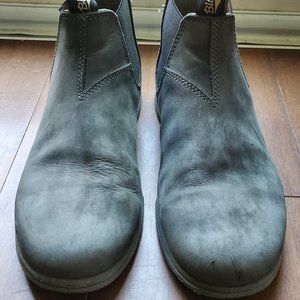 Blundstone Active Series Rustic Black Leather, size 7 AUS (8 Men's US)